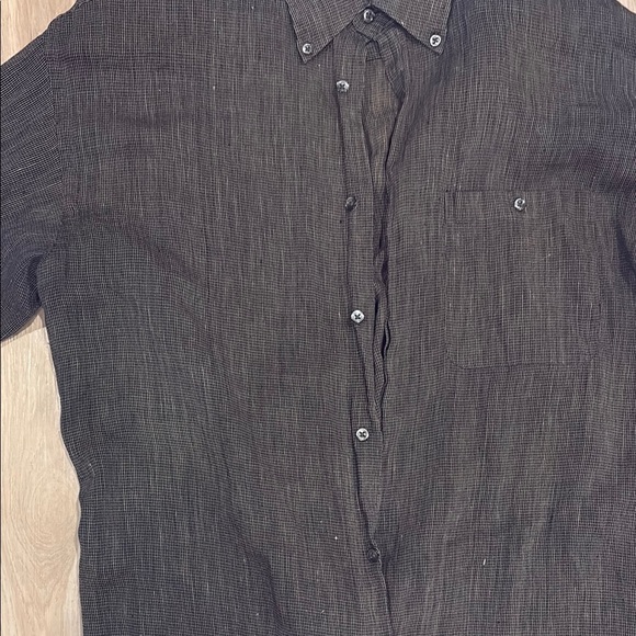 Black Casual Button Down Shirt with Relaxed Fit - Picture 4 of 11